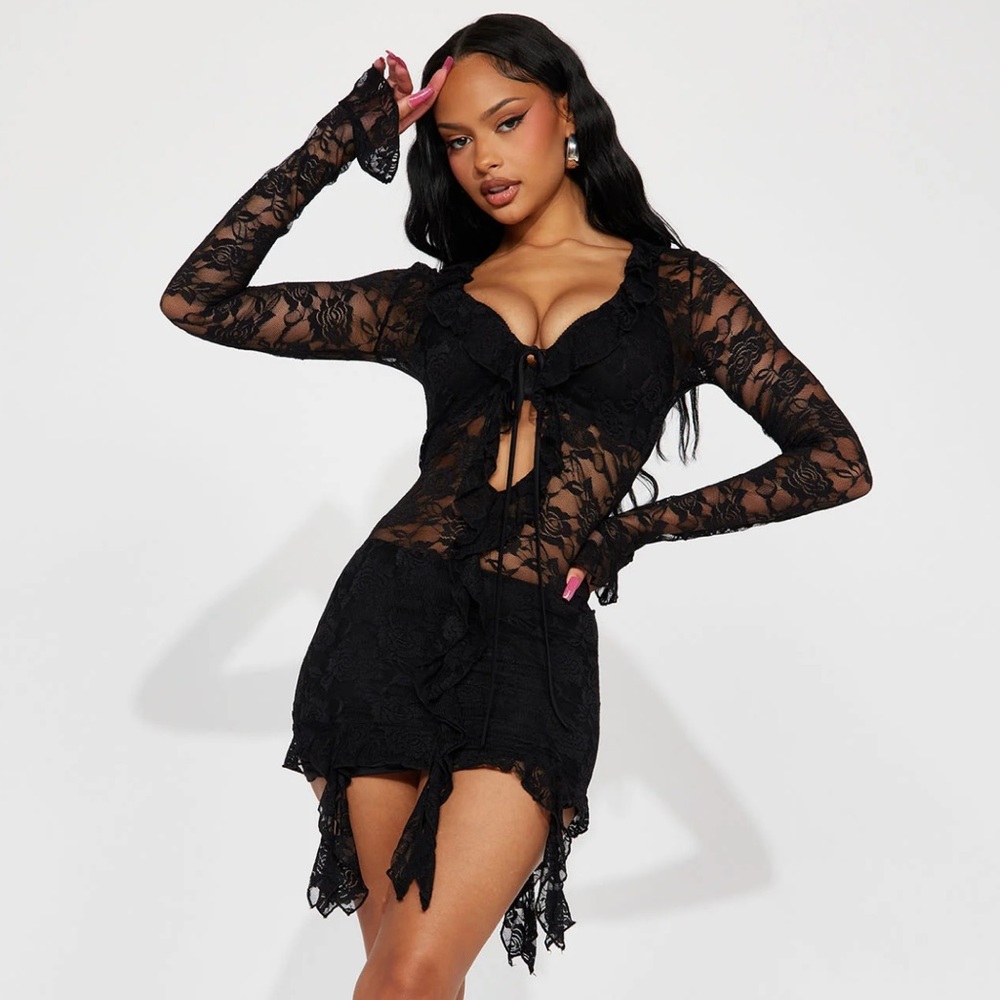 Fashion nova mollie lace mini dress